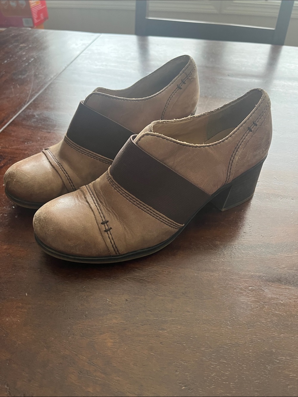 Women's Casual Low Heel Slip-On Shoes in Taupe